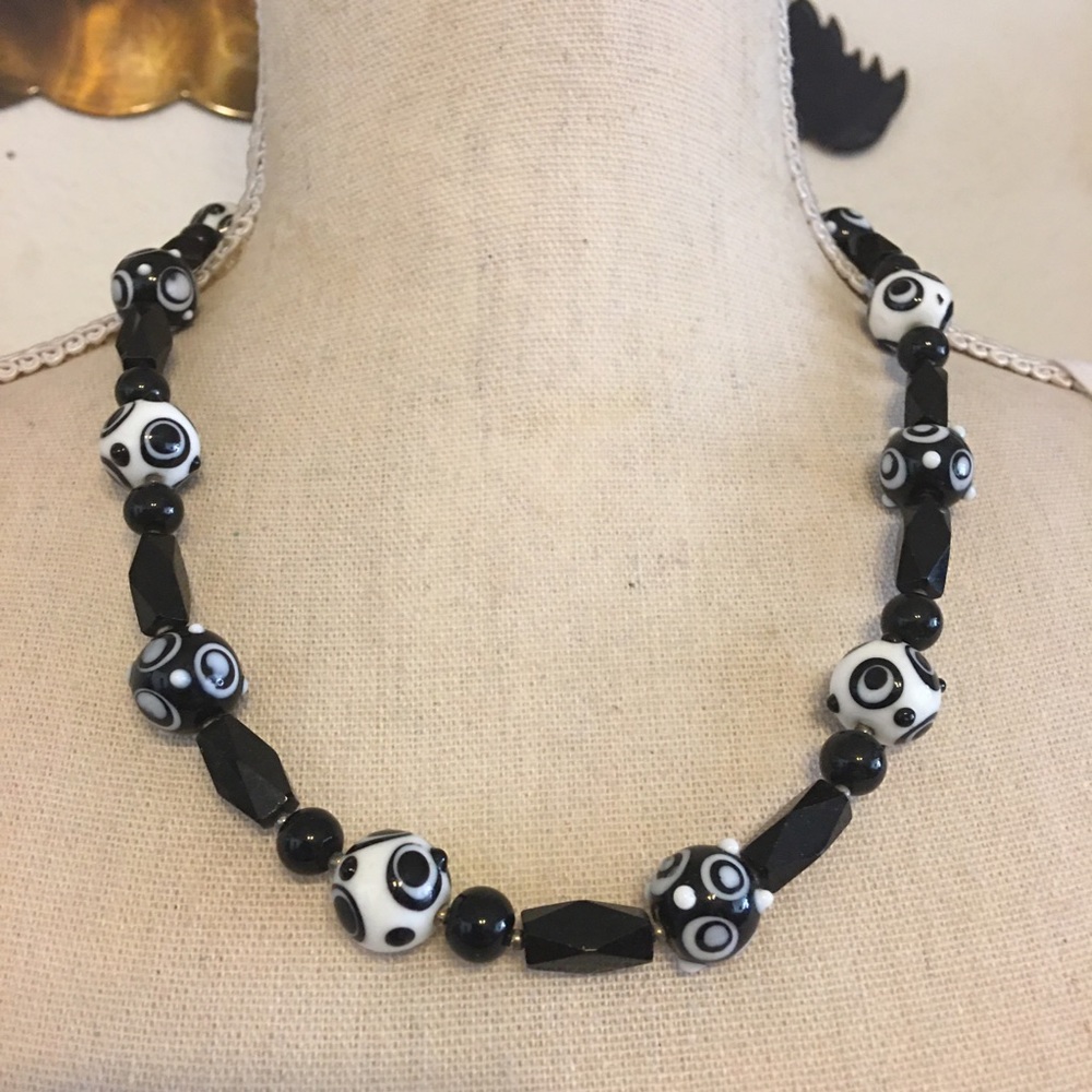 Vintage black & white panda glass bead necklace